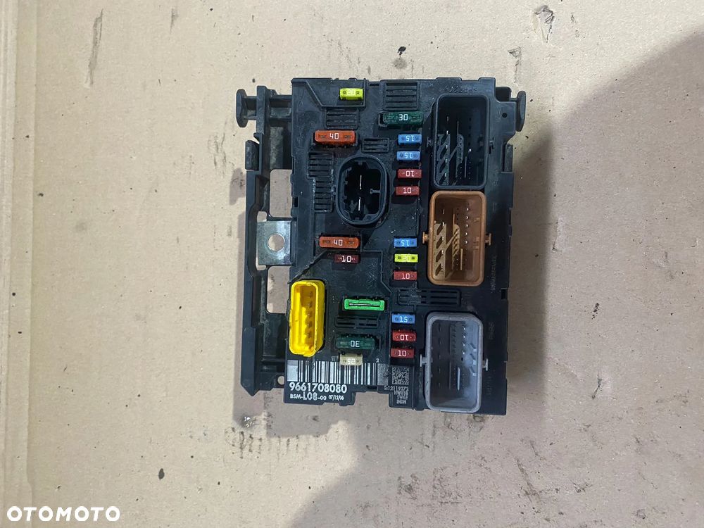 Moduł sterownik BSM Citroen c4 Picasso Peugeot 9661708080 - 1