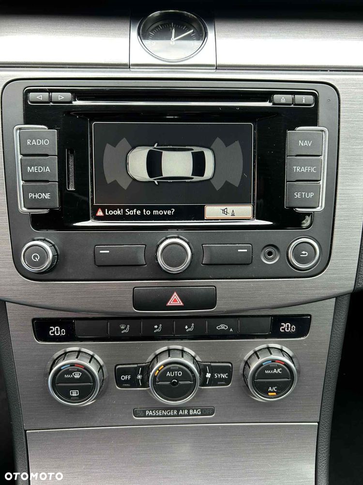 Volkswagen Passat 1.4 TSI Comfortline - 14