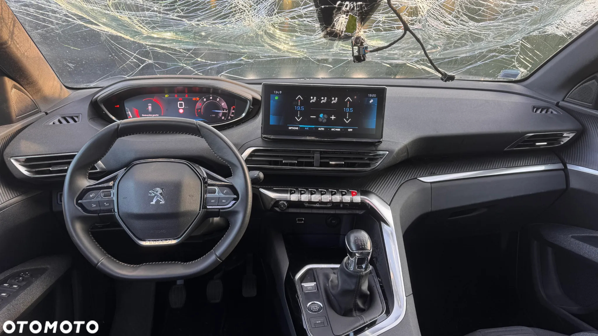 Peugeot 5008 1.2 PureTech Active S&S - 19