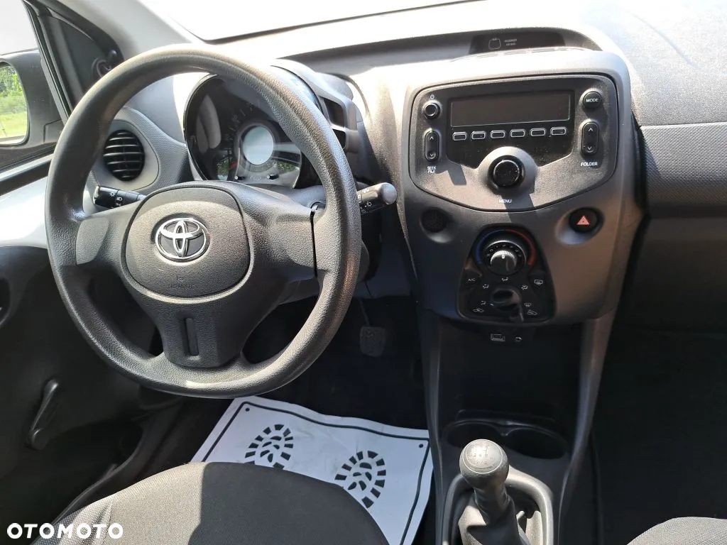 Toyota Aygo - 13
