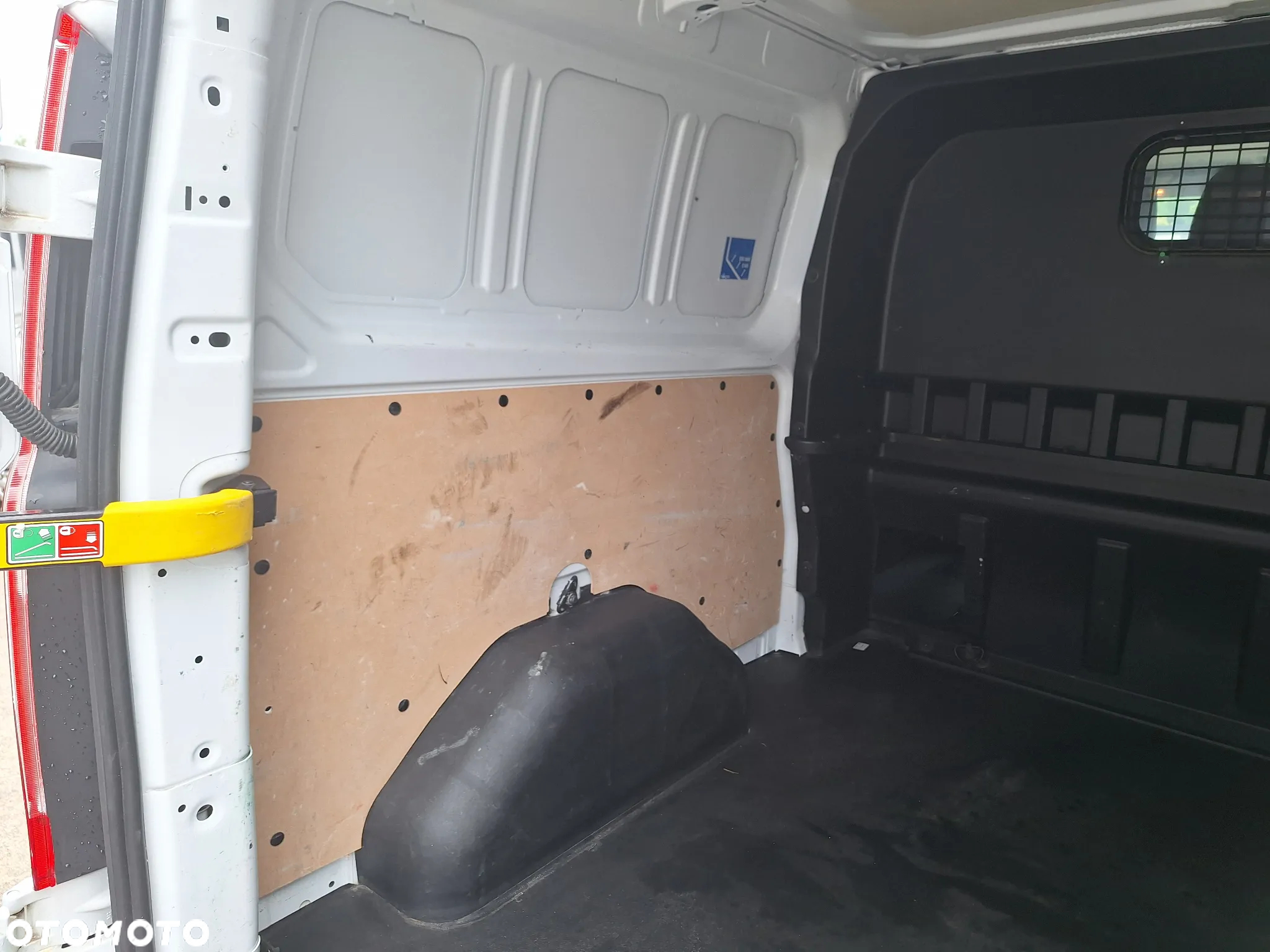 Ford Transit Custom - 12