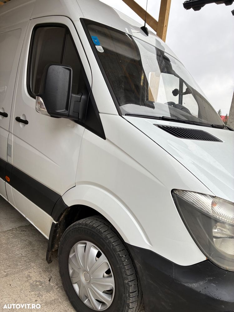 Mercedes-Benz Sprinter - 5