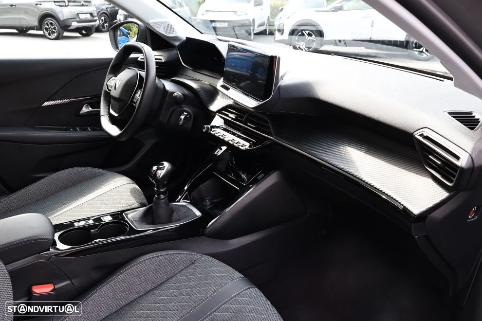 Peugeot 208 1.2 PureTech Allure - 12