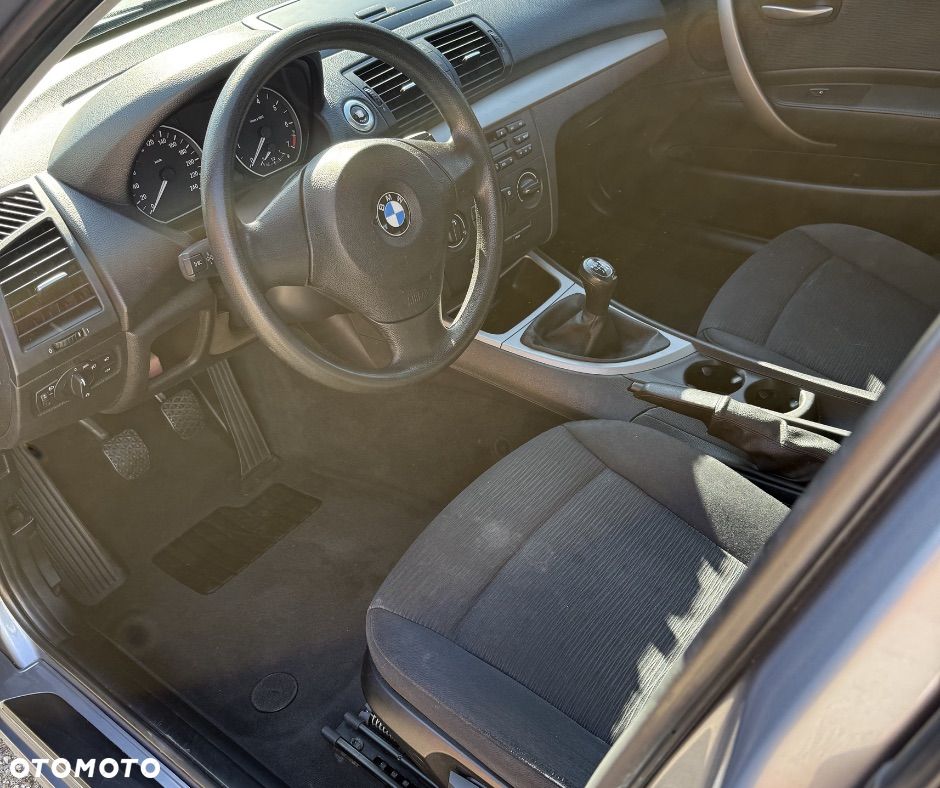 BMW Seria 1 - 20