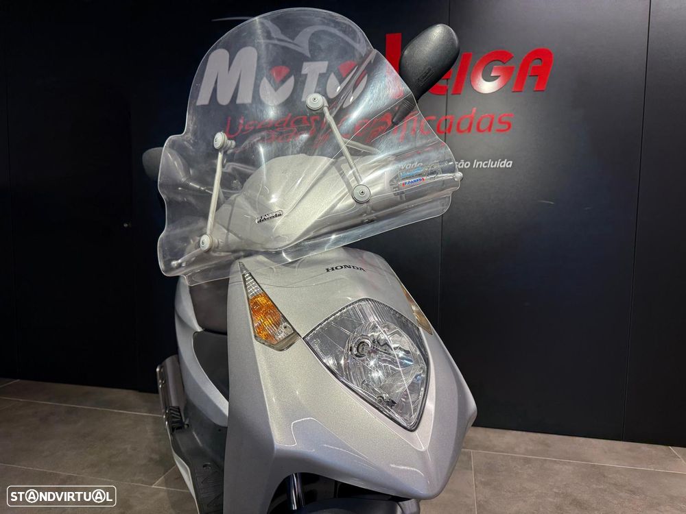 Honda Dylan - 9