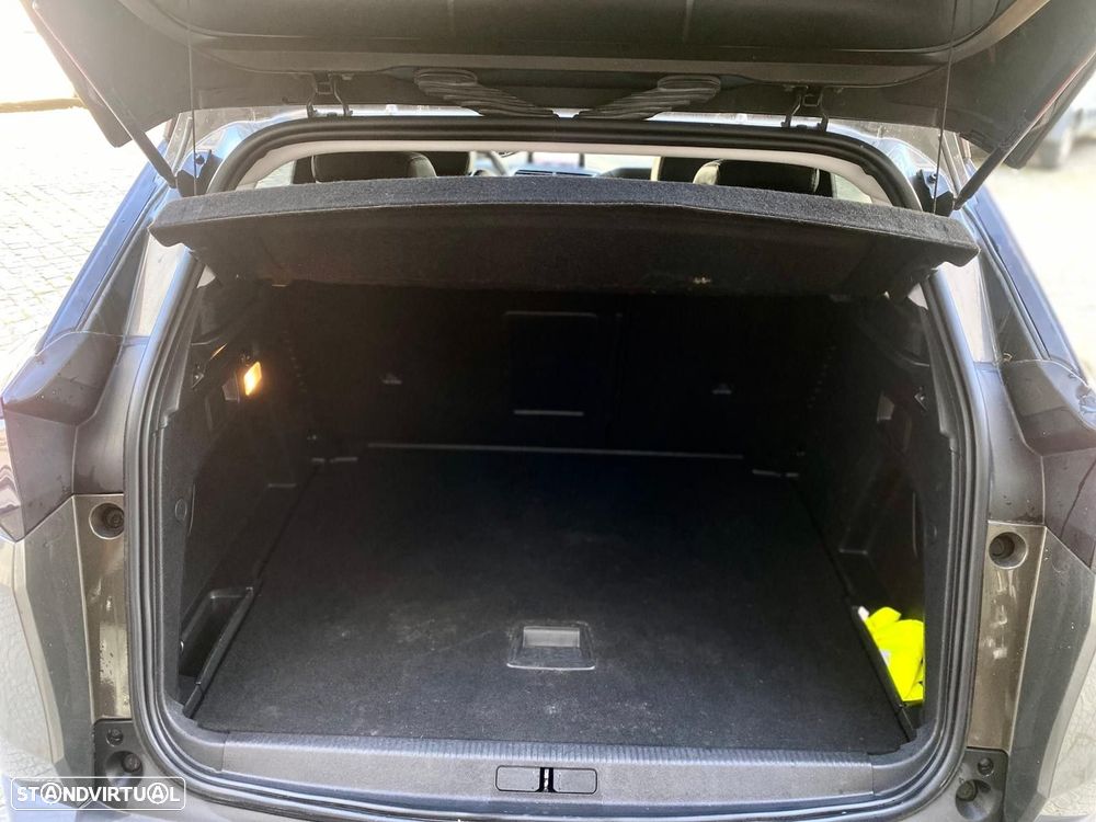 Peugeot 3008 1.5 BlueHDi Allure - 30