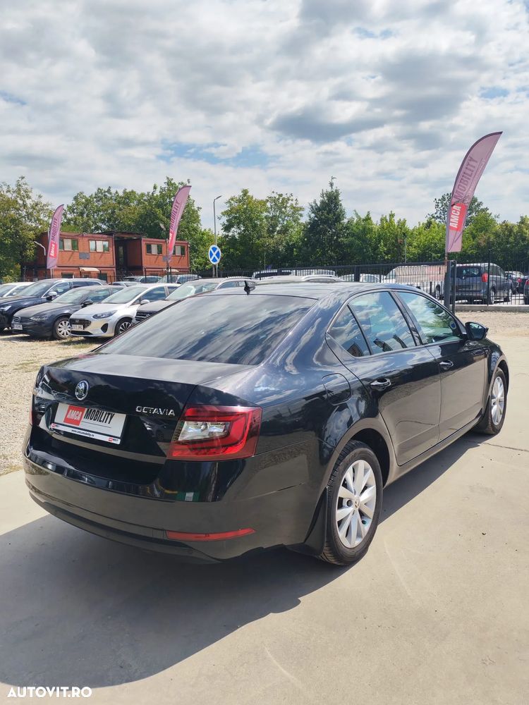 Skoda Octavia - 7