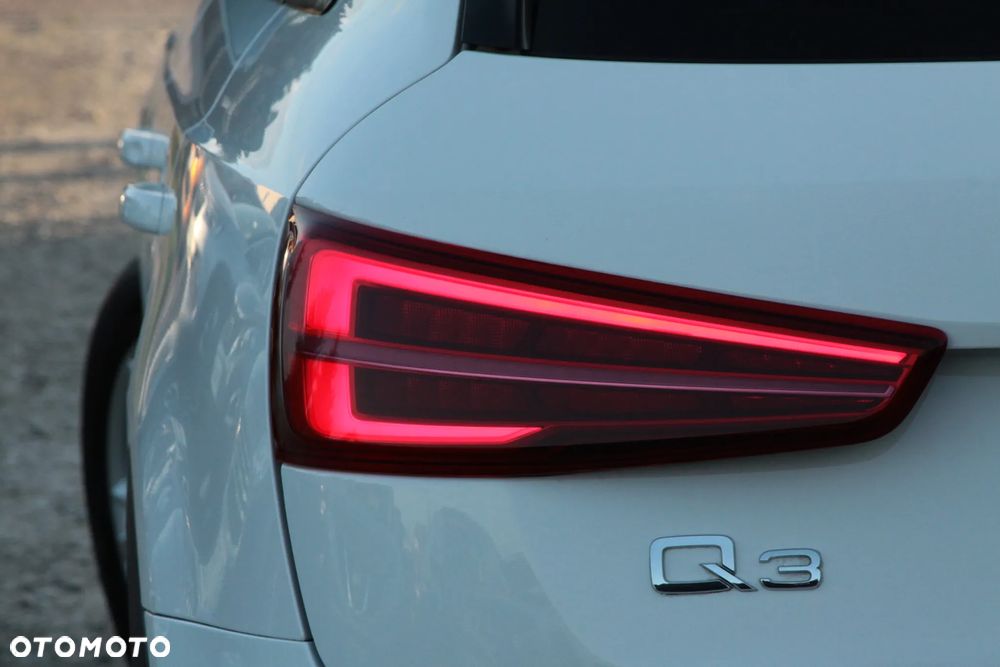 Audi Q3 2.0 TDI Design - 24