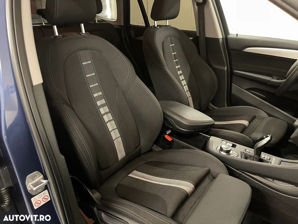 BMW X1 xDrive20i AT - 10
