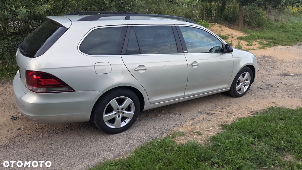 Volkswagen Golf - 14
