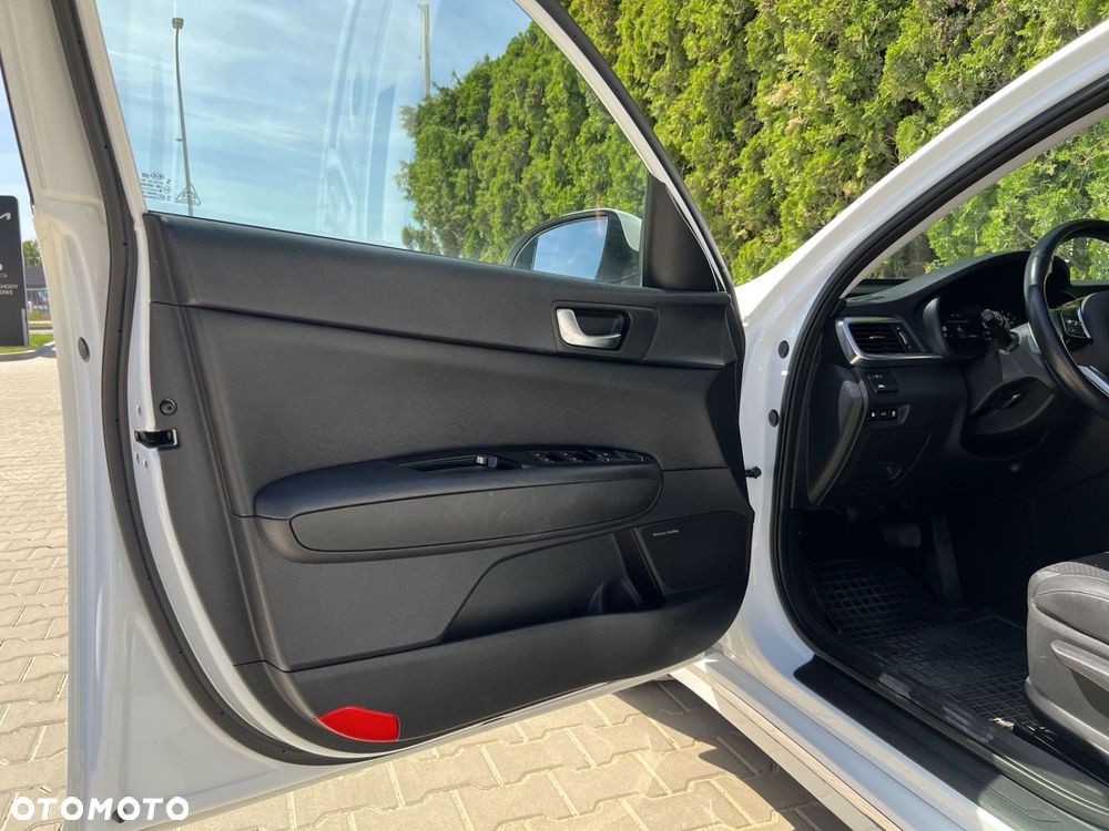 Kia Optima 1.6 T-GDI L DCT - 11