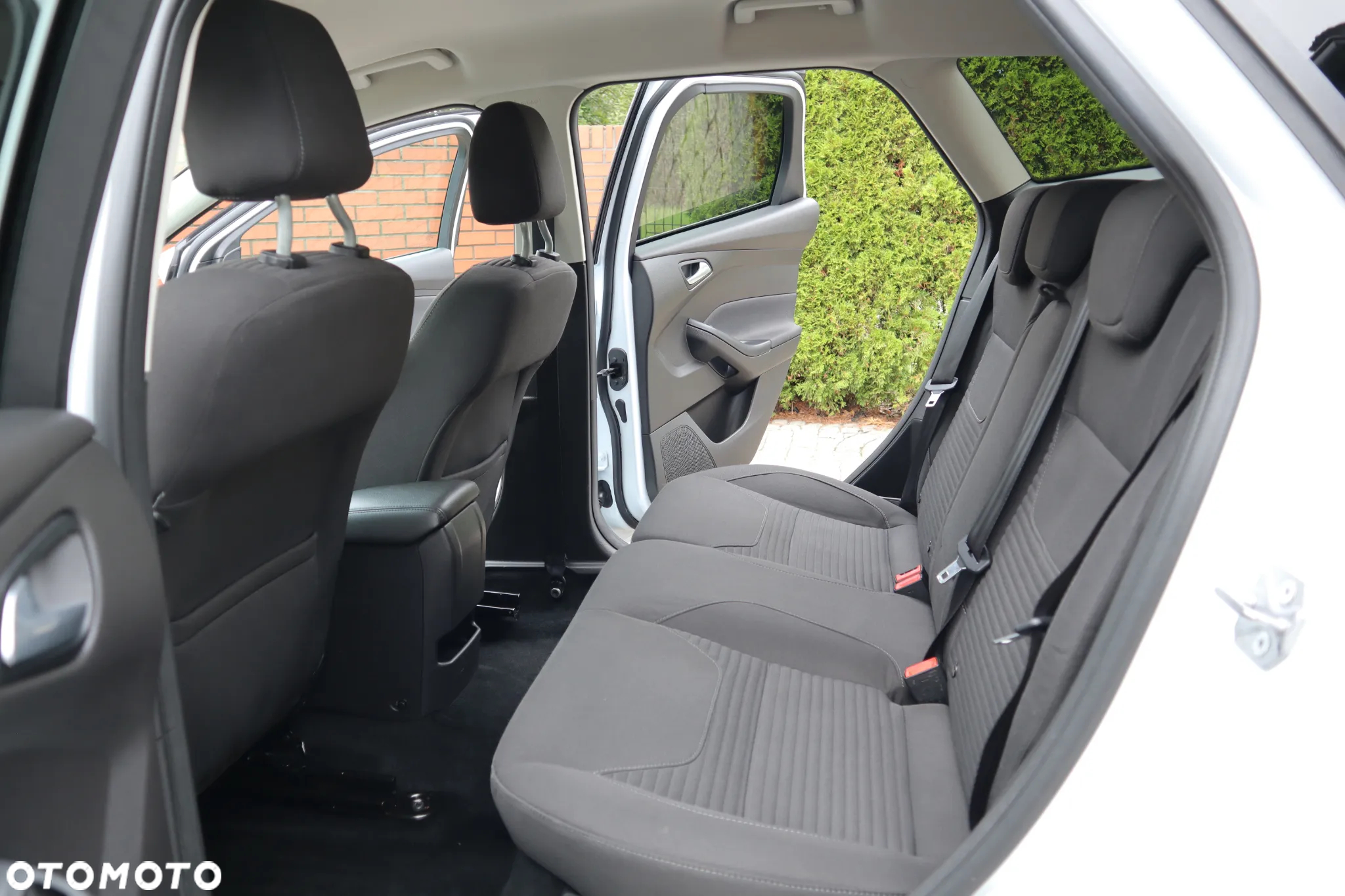 Ford Focus 1.0 EcoBoost Start-Stopp-System TITANIUM - 13
