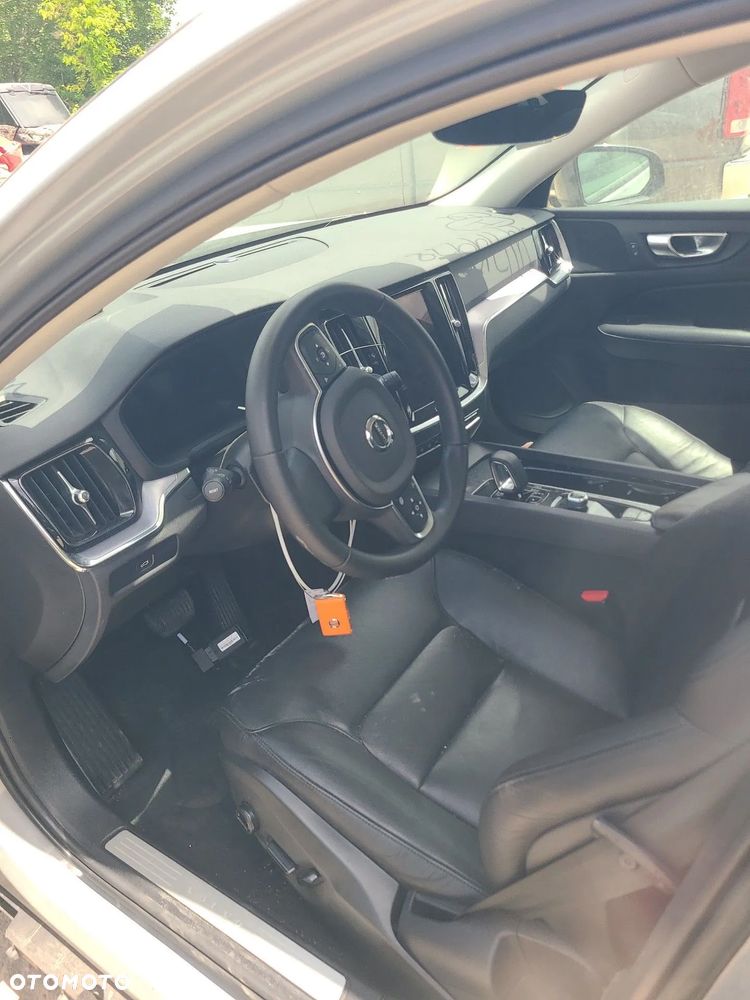 Volvo S60 - 8