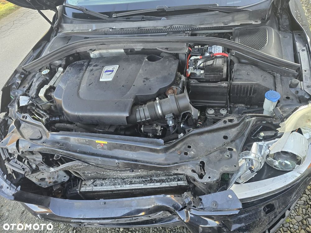 Volvo XC 60 DRIVe Momentum - 17