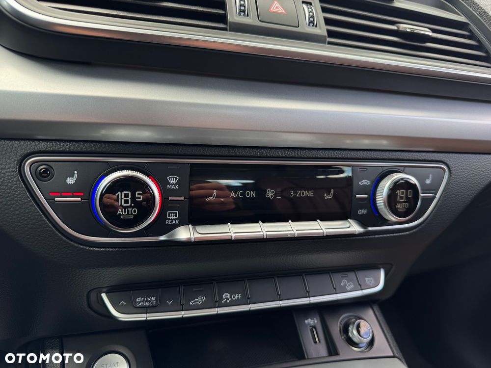 Audi Q5 50 TFSIe quattro S tronic S line business - 7