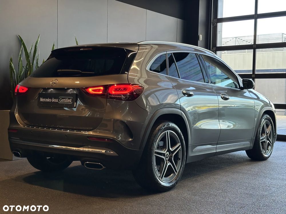 Mercedes-Benz GLA 200 AMG Line - 6