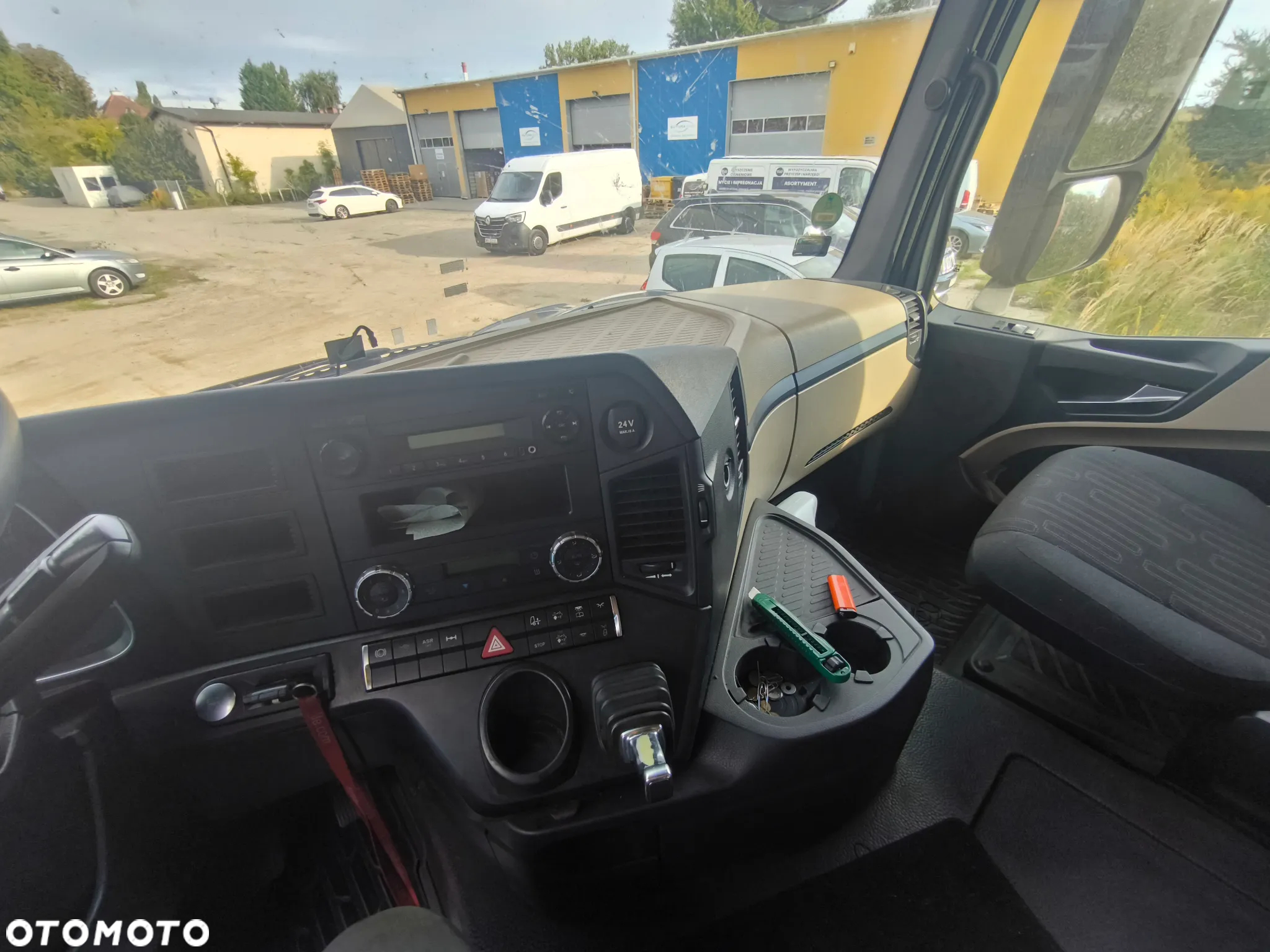 Mercedes-Benz Actros MP4 - 7
