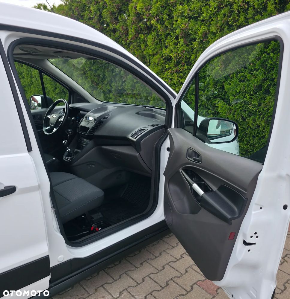 Ford Transit Connect - 16