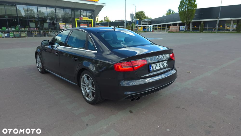 Audi A4 Limousine 1.8 TFSI S line Sportpaket - 3