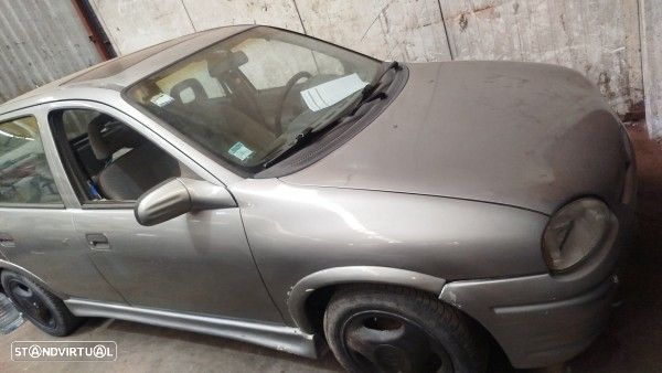 Para Peças Opel Corsa B (S93) - 2