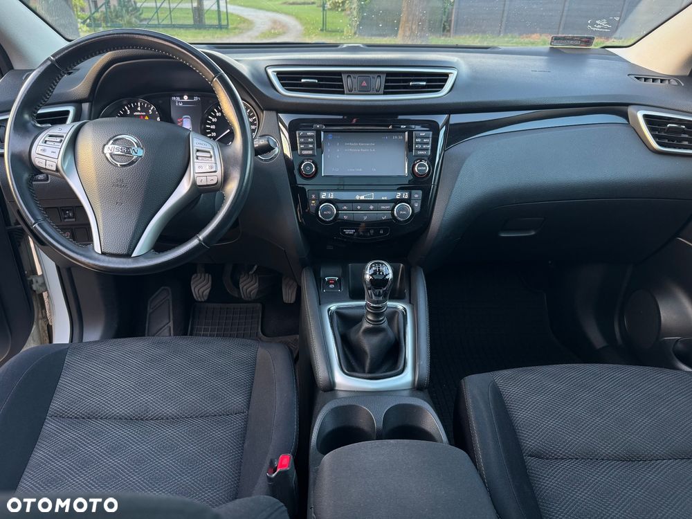 Nissan Qashqai 1.6 DIG-T N-Connecta - 11