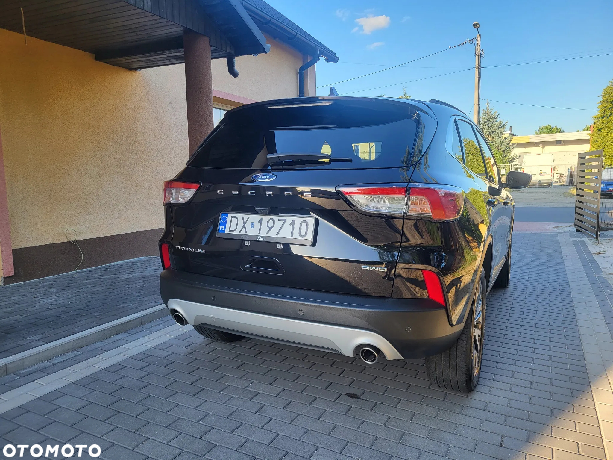 Ford Escape 2.0 EcoBoost AWD Titanium - 6
