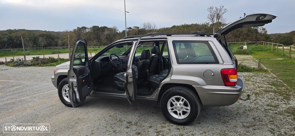 Jeep Grand Cherokee - 22