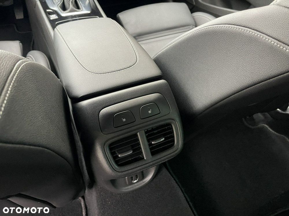 Opel Insignia - 27