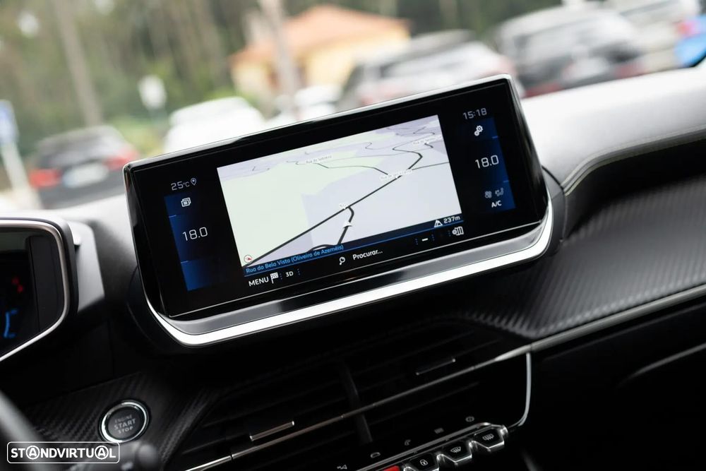 Peugeot 208 1.2 PureTech Allure - 28