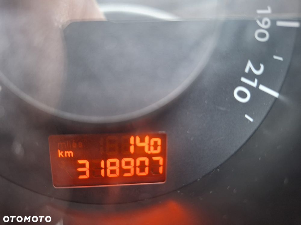 Peugeot 5008 2.0 HDi Premium - 21