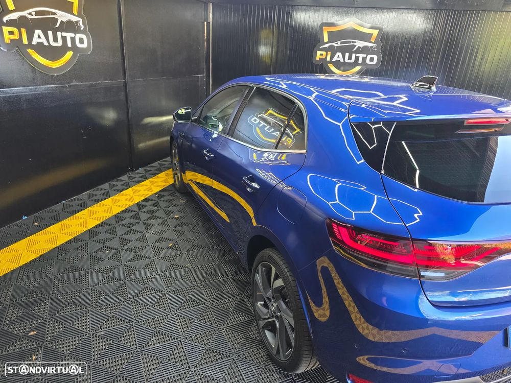 Renault Mégane 1.6 Plug-In R.S. Line - 32