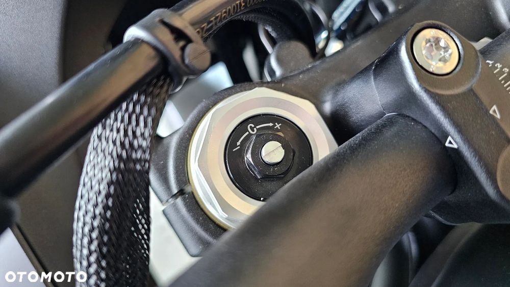 QJMOTOR SRT 125DX - 12