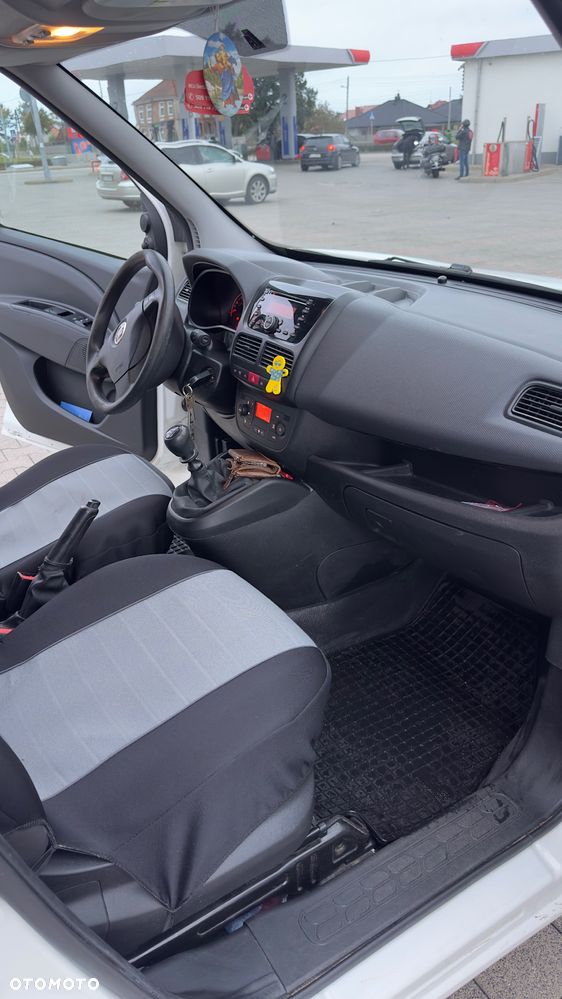 Fiat Doblo cargo maxi - 4