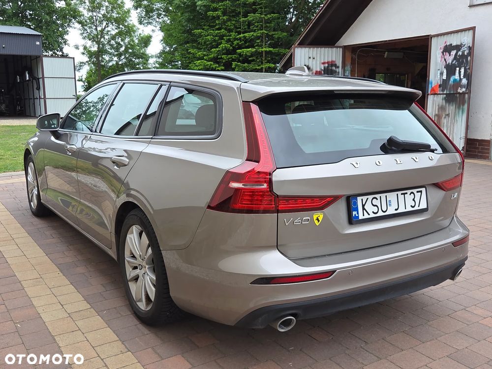 Volvo V60 D4 Geartronic Momentum - 4