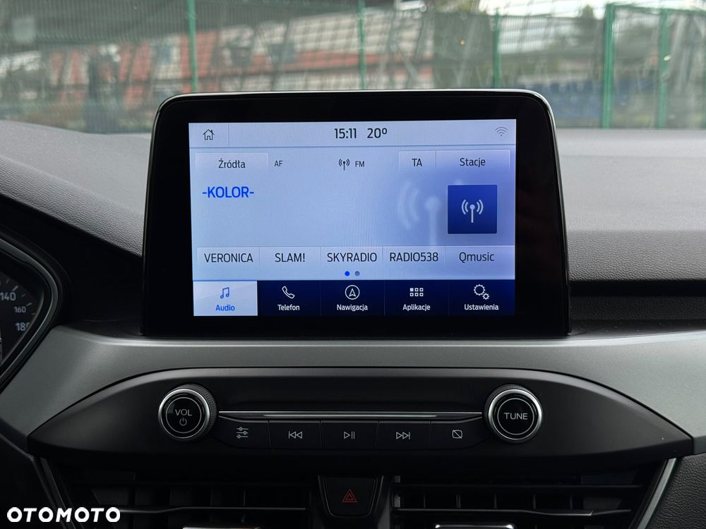 Ford Focus SW 1.0 EcoBoost Hybrid TITANIUM X - 32