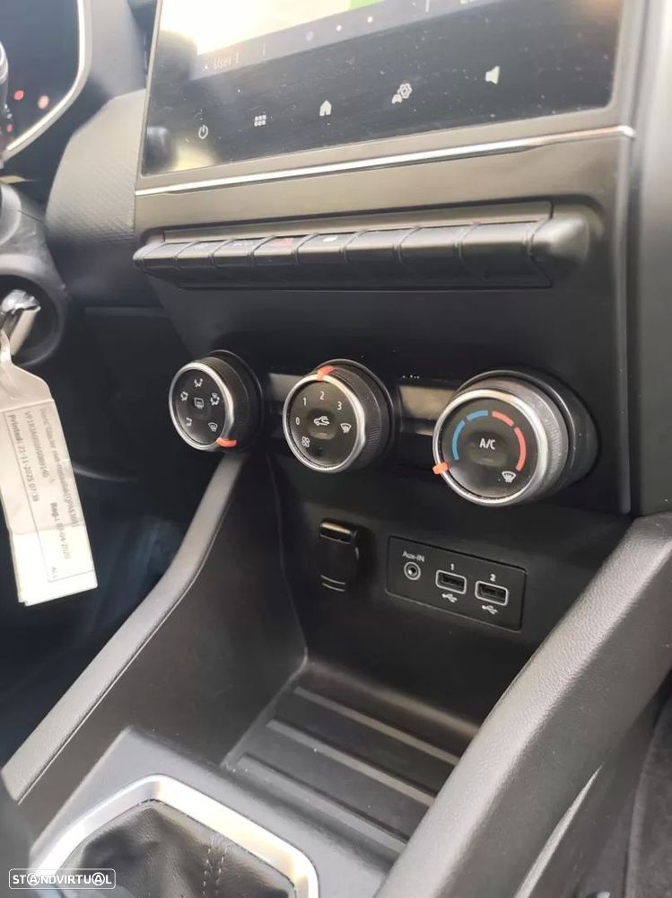 Renault Clio 1.0 TCe Exclusive - 11