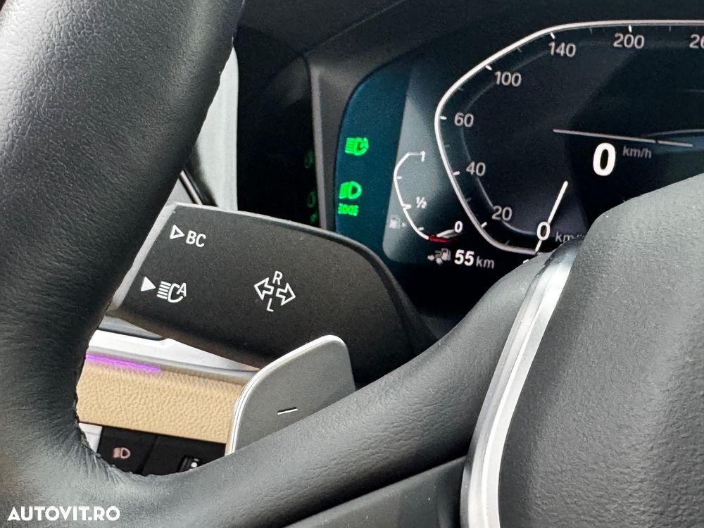 BMW Seria 3 330e xDrive Aut. Luxury Line - 41