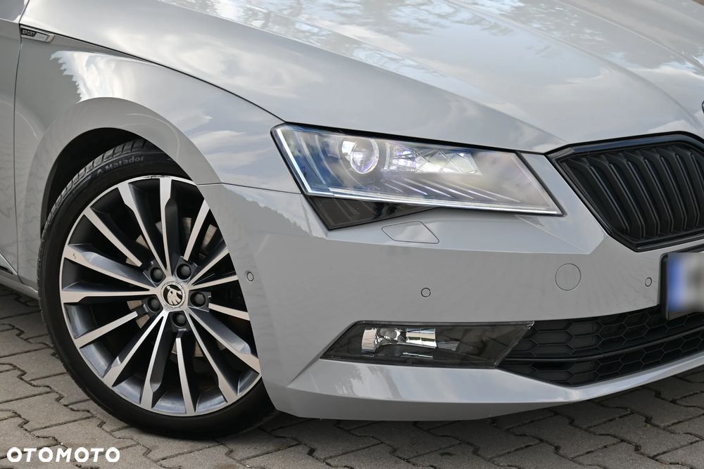 Skoda Superb 2.0 TDI 4x4 Sportline DSG - 10