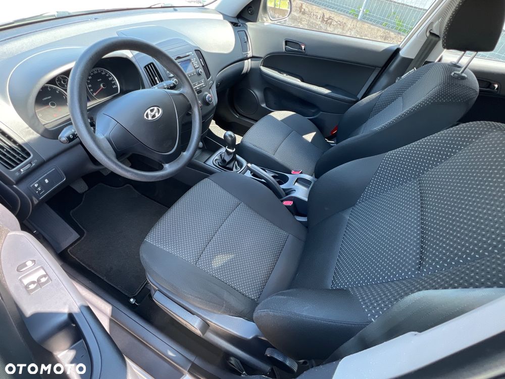 Hyundai i30 1.4 FIFA WM Edition - 12