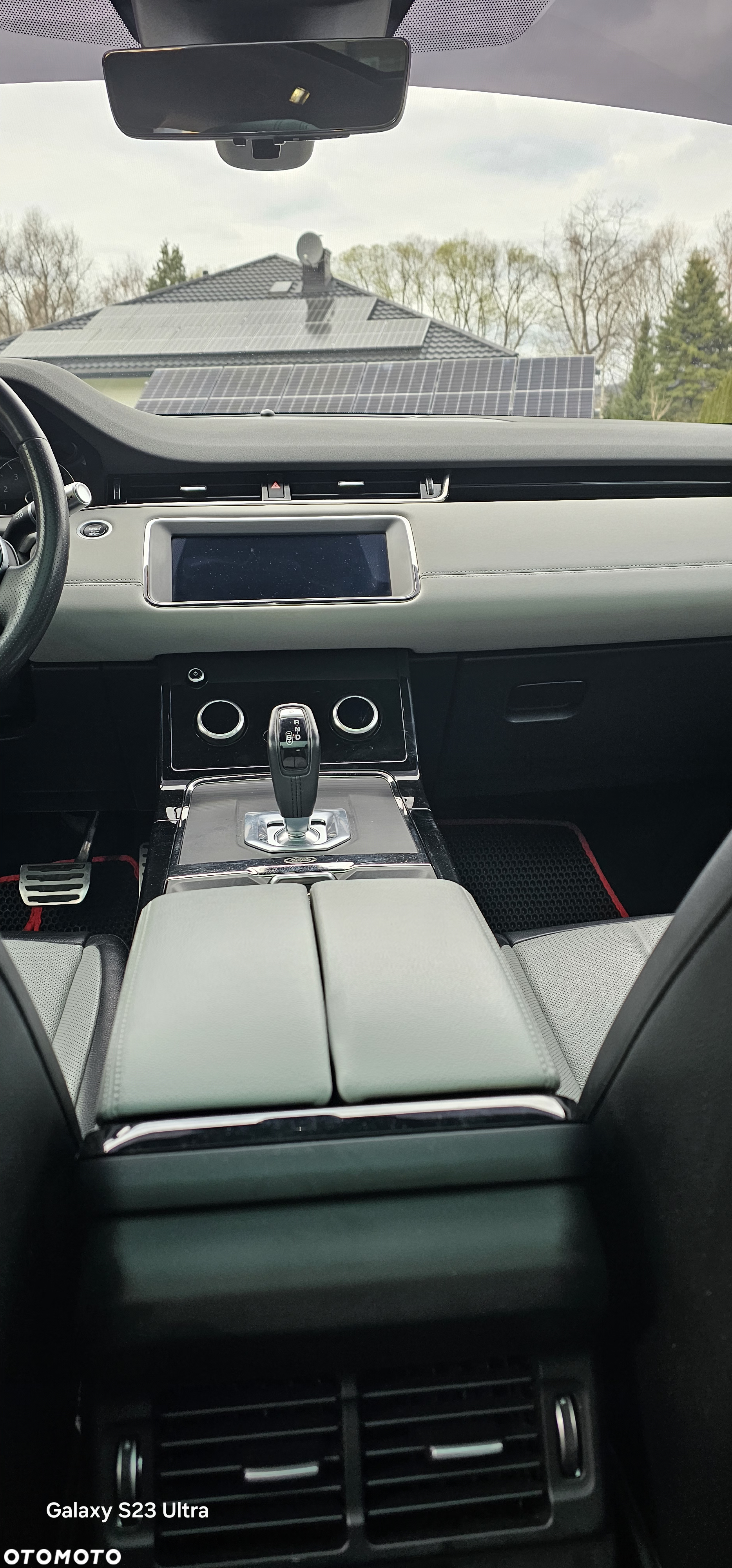 Land Rover Range Rover Evoque P300 R-Dynamic - 26