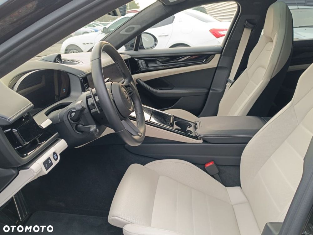 Porsche Panamera - 19