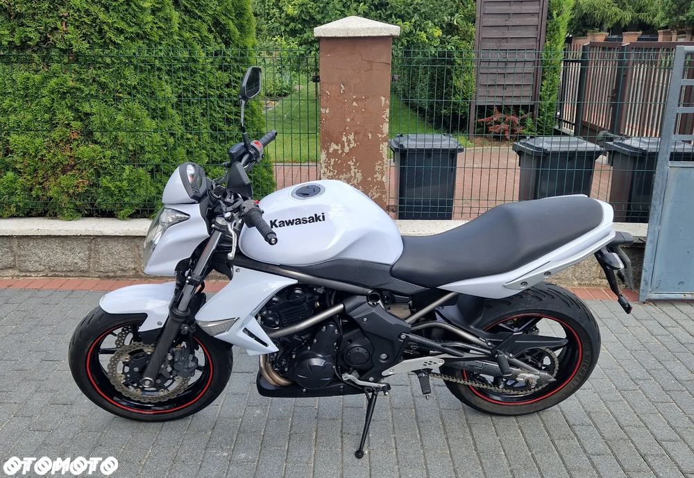 Kawasaki ER - 4