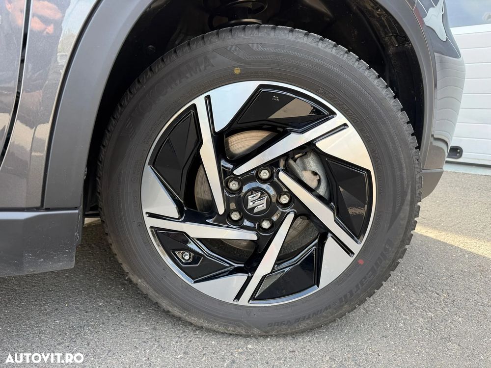 Suzuki Vitara 1.4 Boosterjet 6MT AllGrip MHEV Luxus - 6