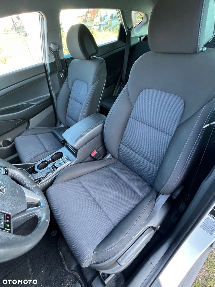 Hyundai Tucson blue 1.7 CRDi 2WD DCT Premium - 20