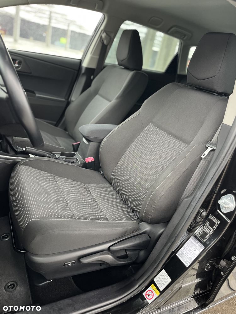 Toyota Auris 1.6 Valvematic Comfort - 18