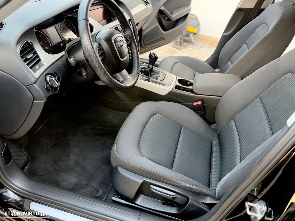 Audi A4 2.0 TDI S-line - 41