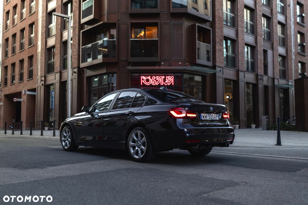 BMW Seria 3 335i xDrive - 2