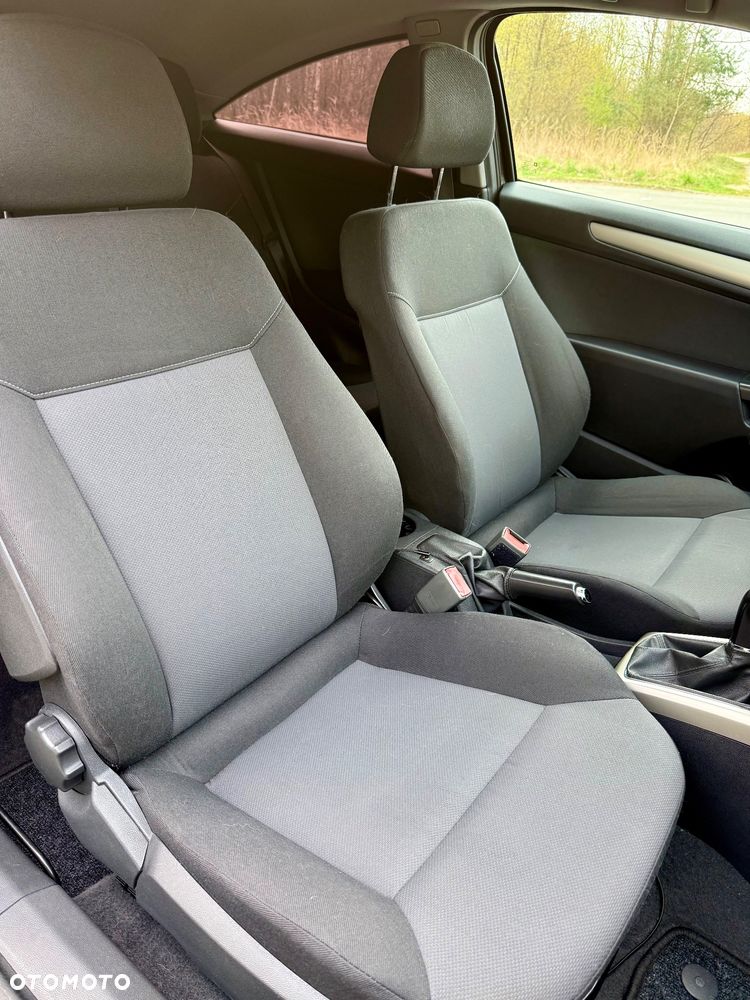 Opel Astra 1.4 - 11