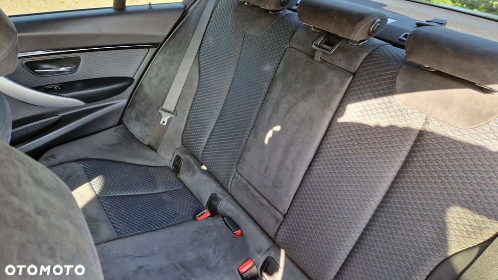 BMW Seria 3 320d - 7