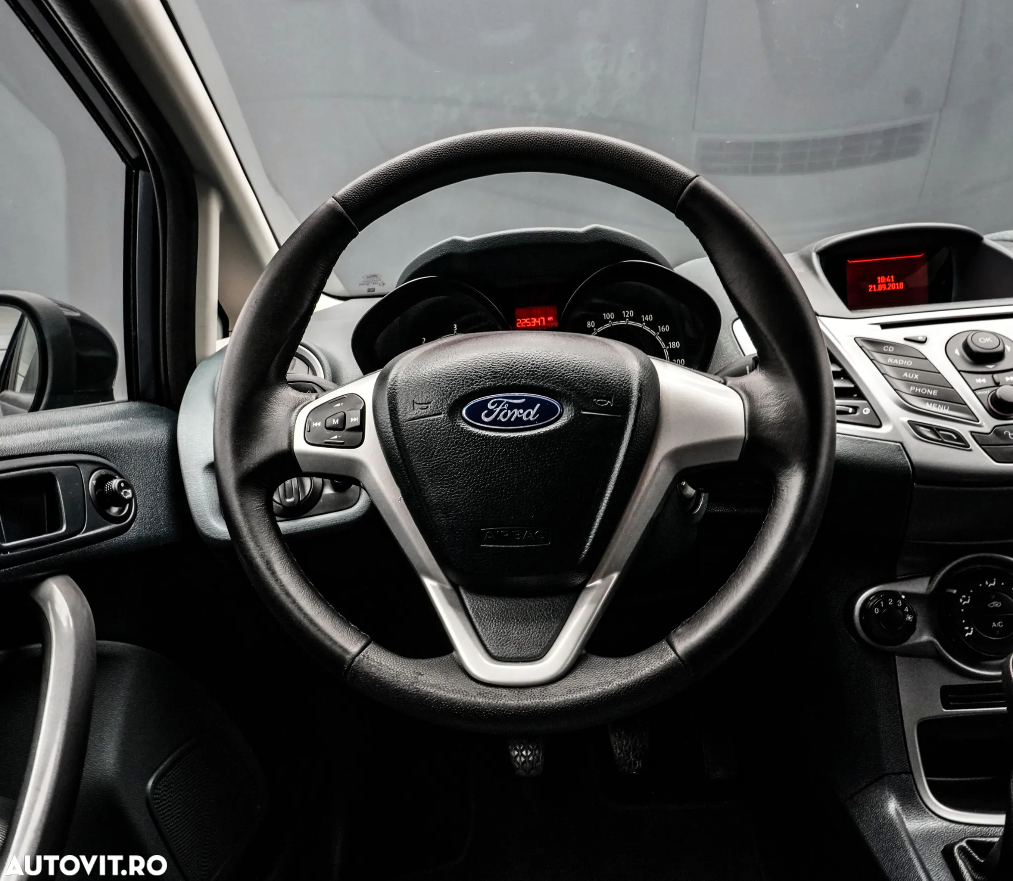 Ford Fiesta 1.4 TDCi Ambiente - 15